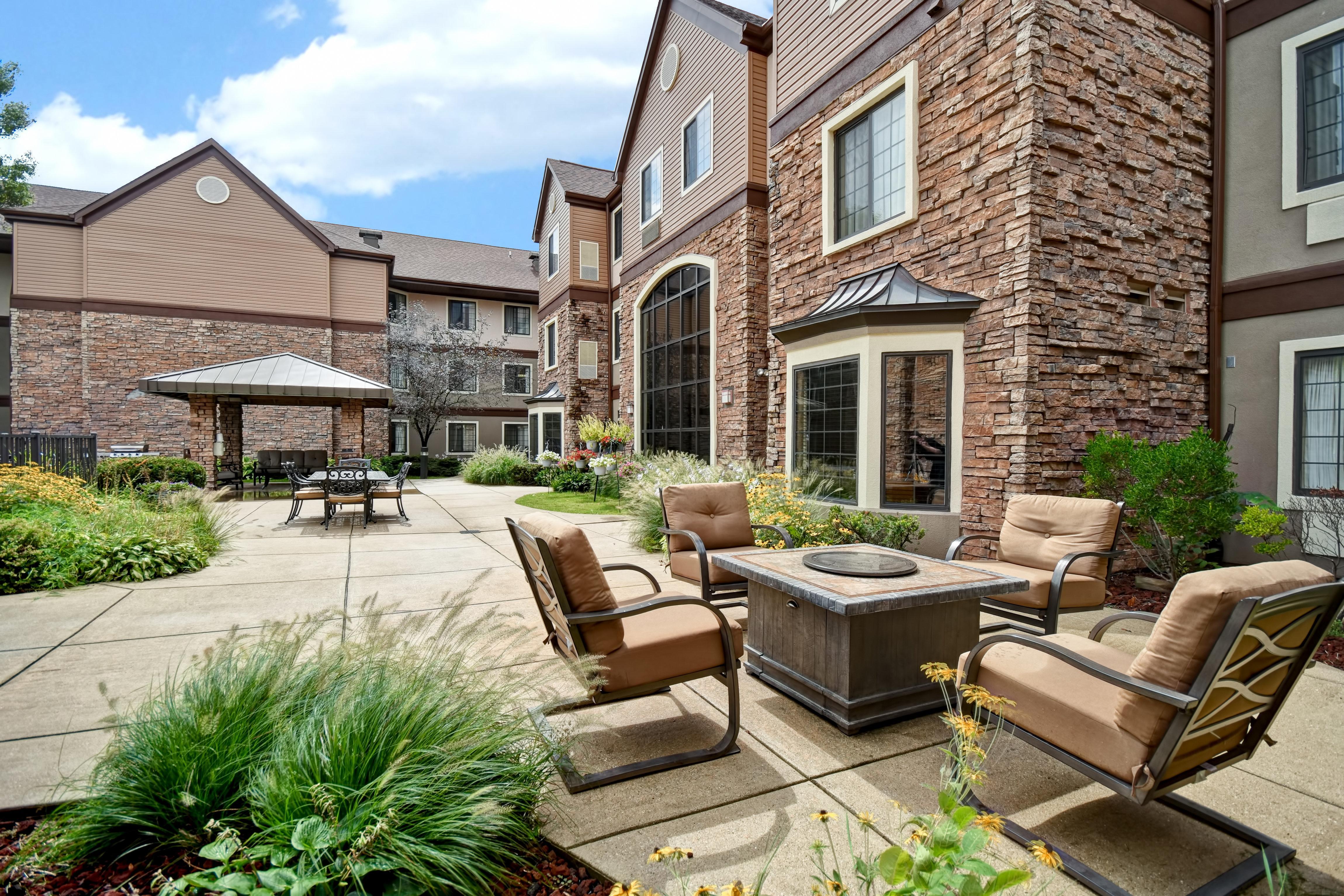 Staybridge Suites Grand Rapids-Kentwood By Ihg Cascade Exteriör bild
