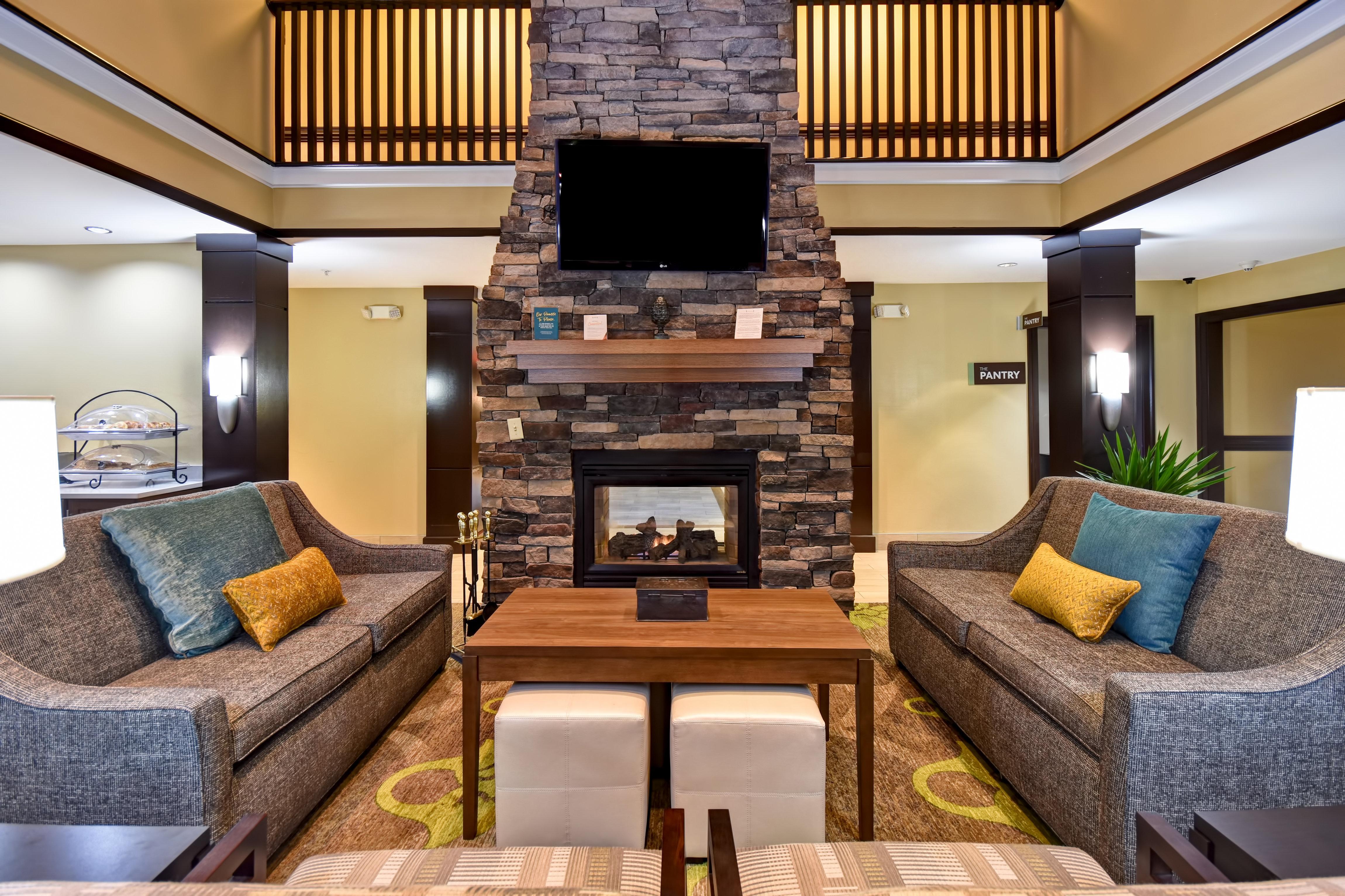 Staybridge Suites Grand Rapids-Kentwood By Ihg Cascade Exteriör bild