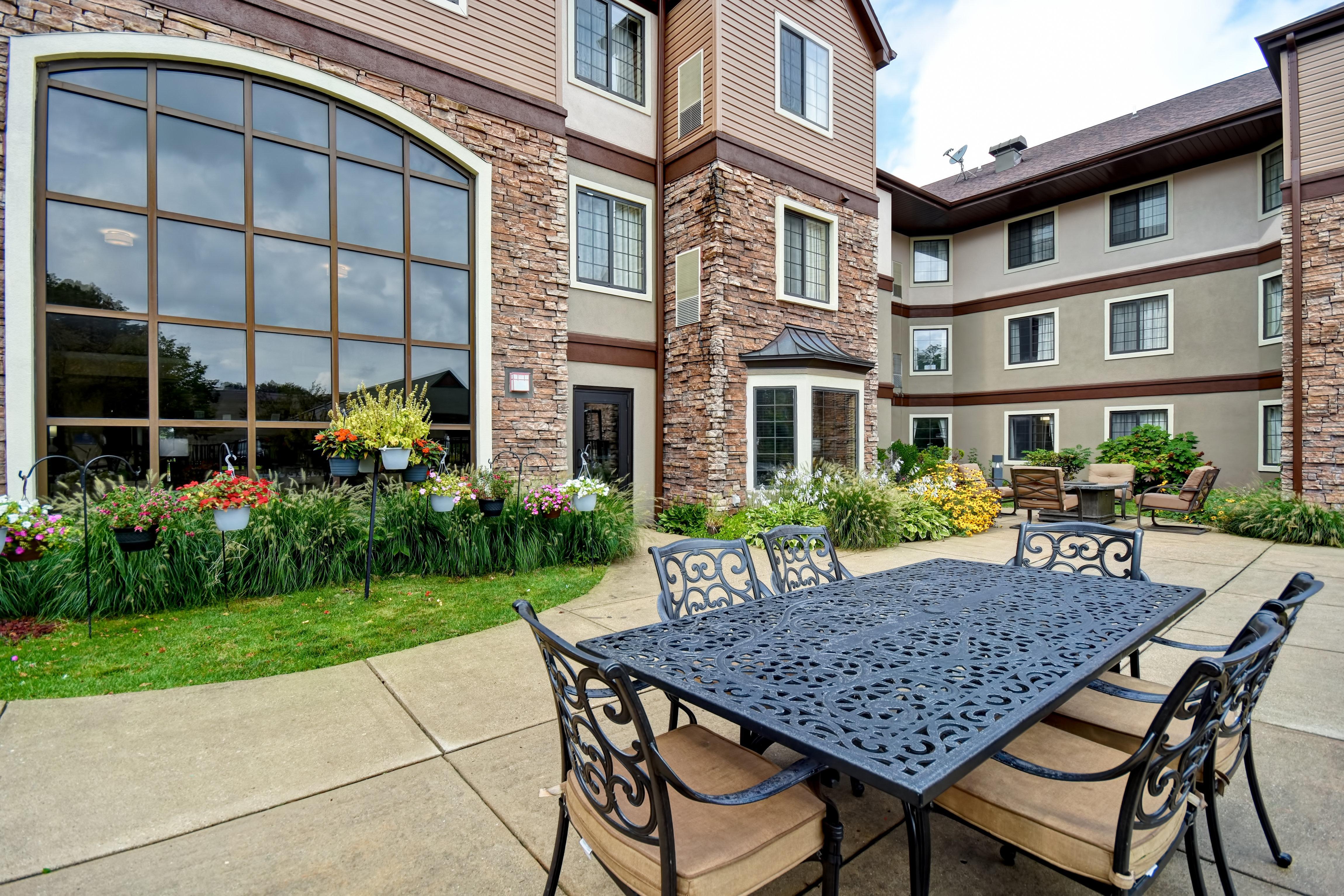 Staybridge Suites Grand Rapids-Kentwood By Ihg Cascade Exteriör bild