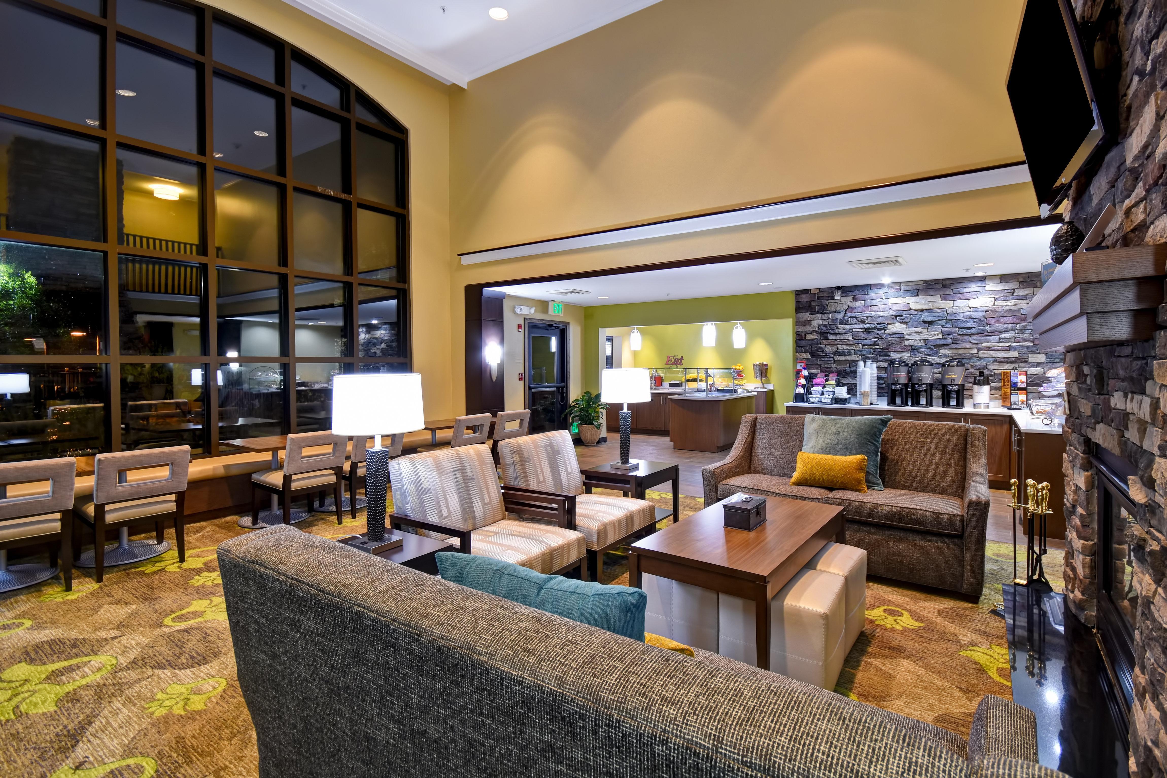 Staybridge Suites Grand Rapids-Kentwood By Ihg Cascade Exteriör bild
