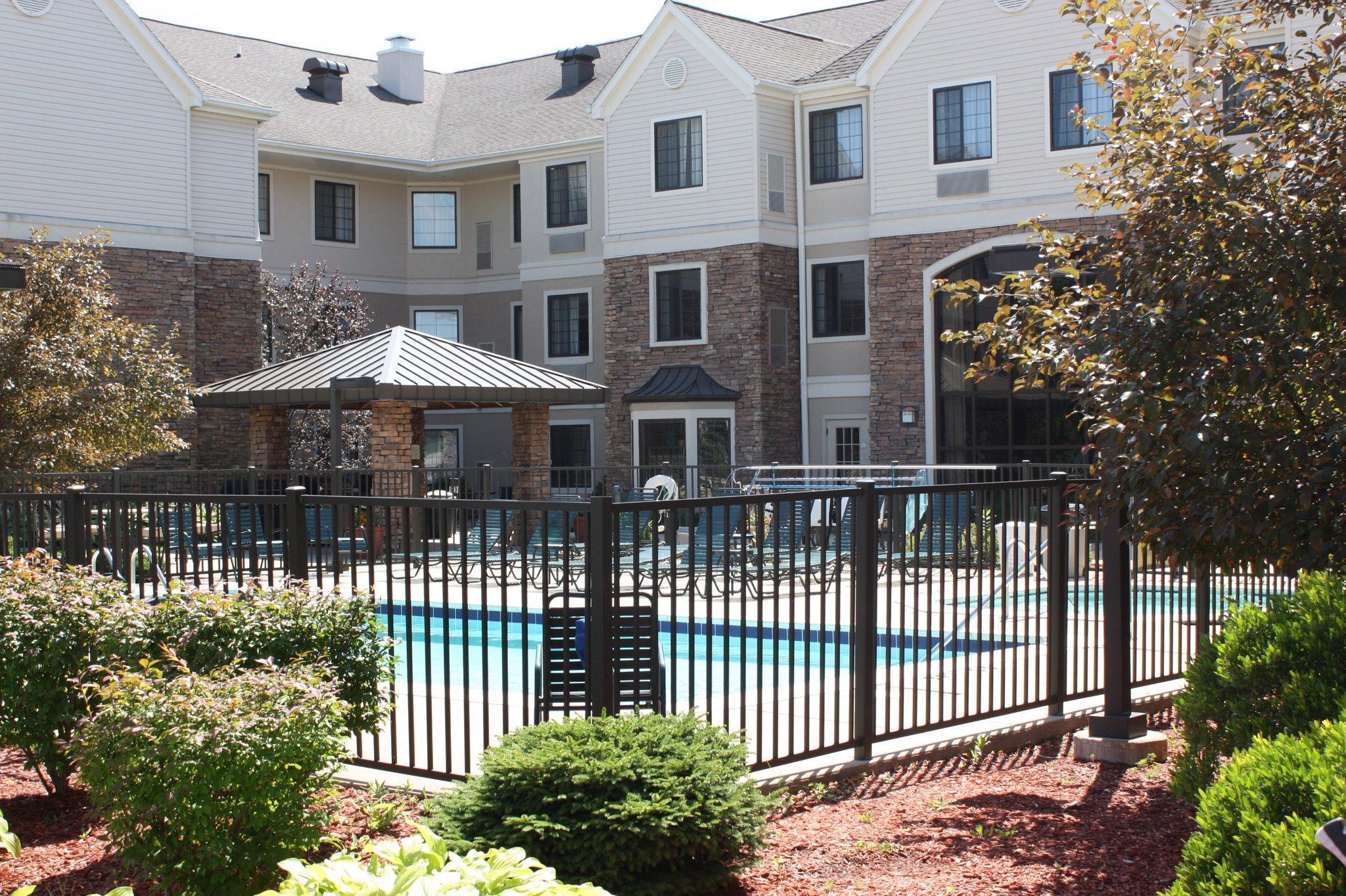 Staybridge Suites Grand Rapids-Kentwood By Ihg Cascade Exteriör bild