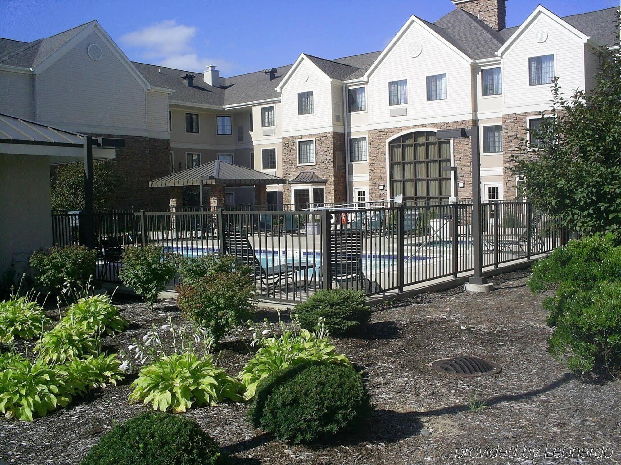 Staybridge Suites Grand Rapids-Kentwood By Ihg Cascade Exteriör bild